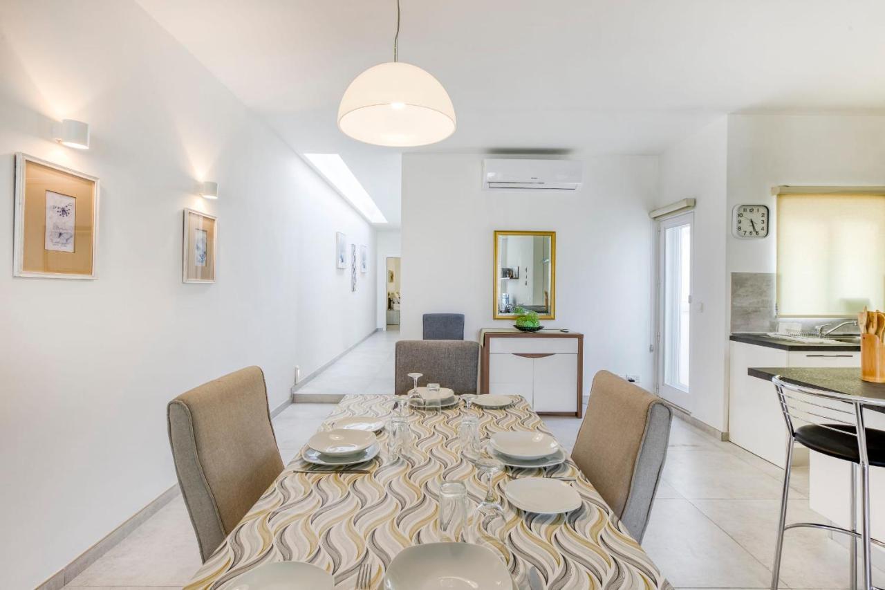 Gzira Penthouse - Hosted By Sweetstay Экстерьер фото