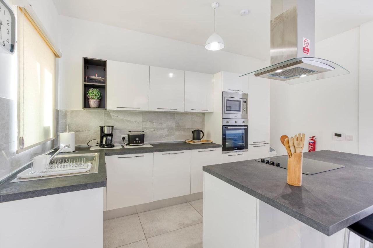 Gzira Penthouse - Hosted By Sweetstay Экстерьер фото
