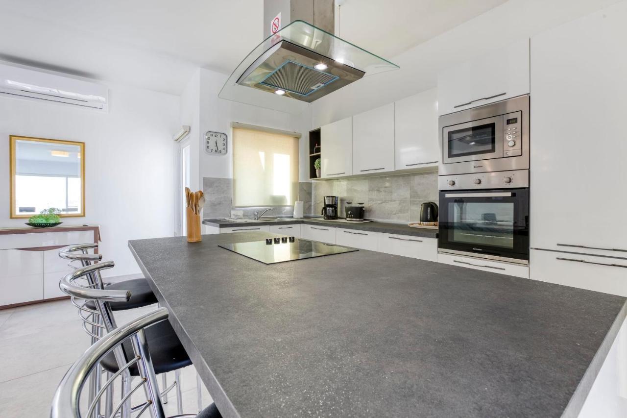 Gzira Penthouse - Hosted By Sweetstay Экстерьер фото